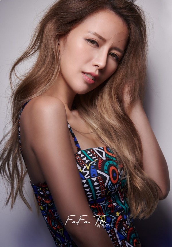 攝影閃燈女像中班