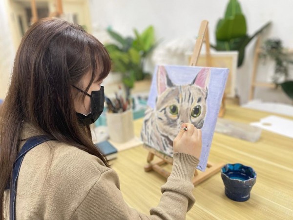 藝術氣息! 人氣油畫體驗班